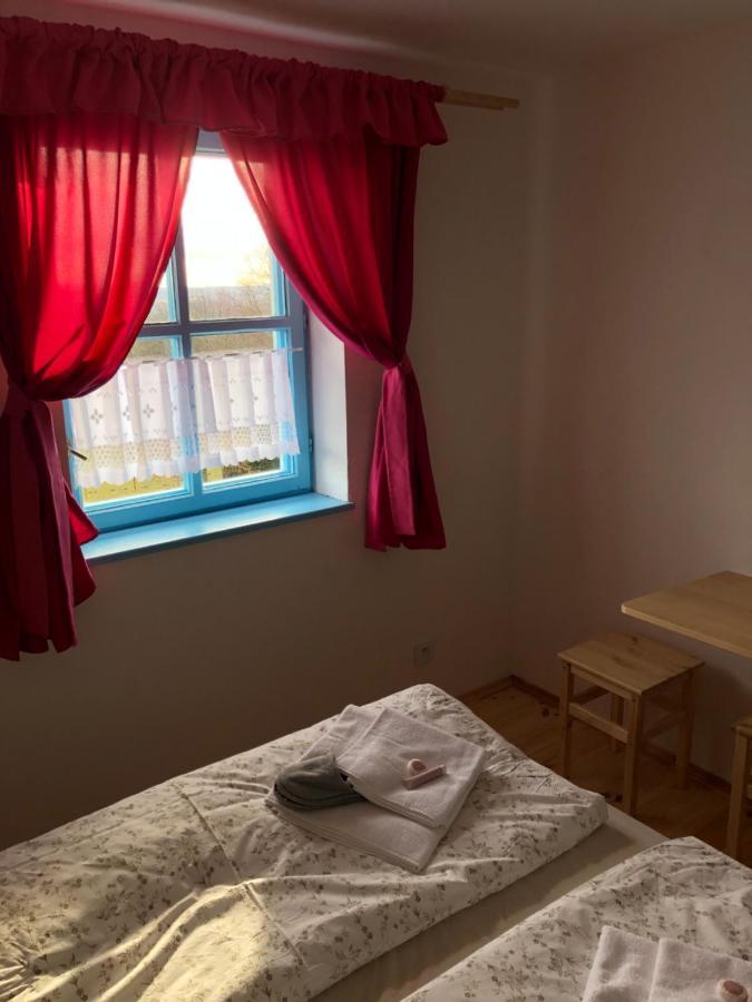 S Laskou Karel Guest house Schloss Bosig